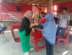 Sambut Bulan Ramadhan, Ketua PDIP Butur Bagikan 1000 Paket Sembako