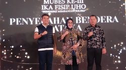Aklamasi, Tina Nur Alam Nahkodai IKA FISIP UHO Kendari