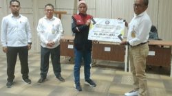 Rektor UHO Berikan Bonus Peraih Medali di SEA Games Kamboja 2023