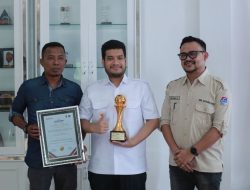 Bupati Buton Alvin Akawijaya Putra Raih Penghargaan Top Pembina BUMD Awards 2026