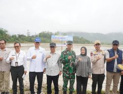 Pemkab Koltim Dukung Pengembangan Tanam Padi Pertanian Modern