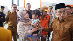 Bupati Kolaka Amri Tinjau Korban Banjir dan Kebakaran