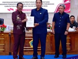 Pemkab Kolut Serahkan Ranperda Perubahan APBD 2026 ke DPRD
